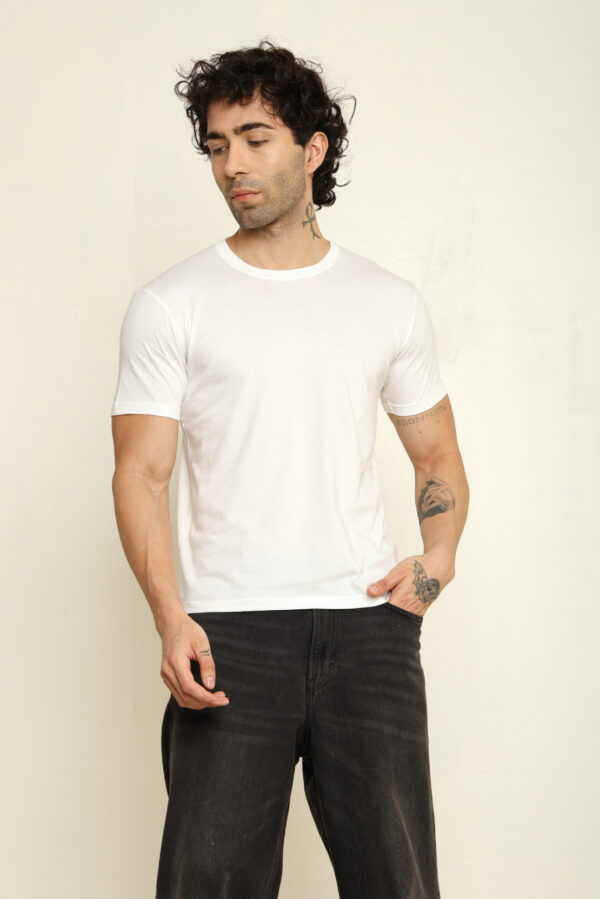 176665350811582301731.jpg Absqura Solid Men White T-Shirt