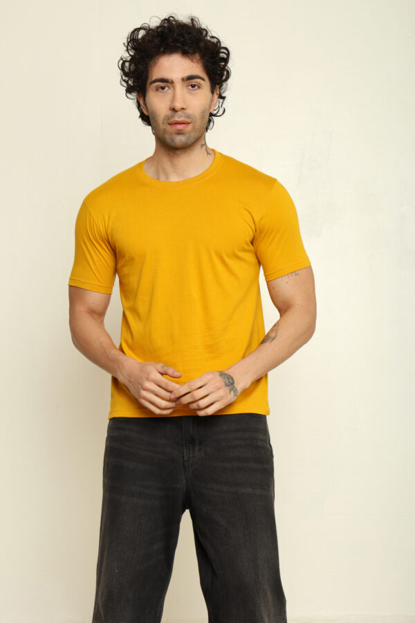 176665390185752301623.jpg Absqura Solid Men Mustard Yellow T-Shirt