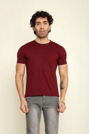 176665473749442301931.jpg Absqura Solid Men Maroon T-Shirt