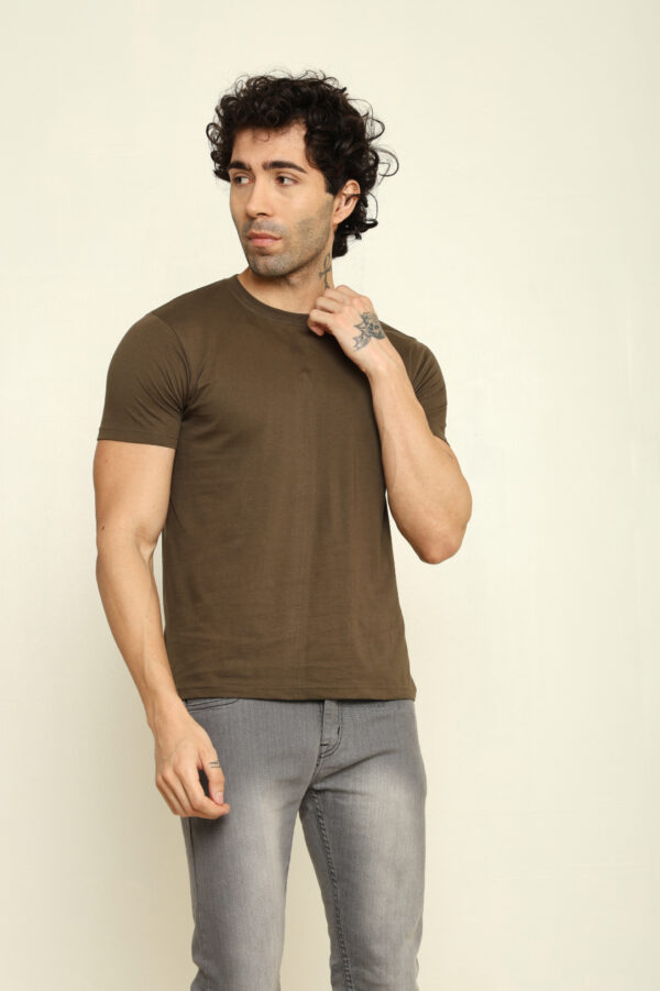 176665556955702302106.jpg Absqura Solid Men Olive Green T-Shirt