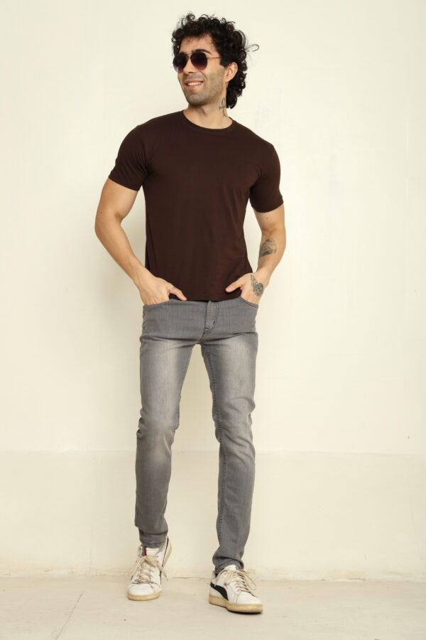 176665588495812301960.jpg Absqura Solid Men Coffe Brown T-Shirt