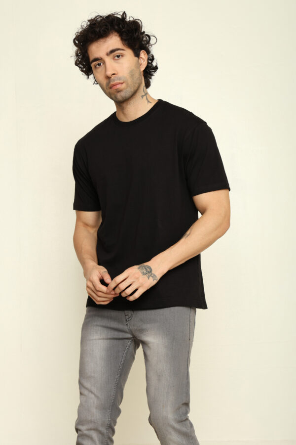 176666150776722302129.jpg Absqura Solid Men Oversized Black T-Shirt