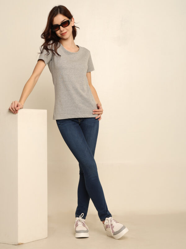 176666586828481Q1A8536.jpg Absqura Solid Women Grey T-Shirt